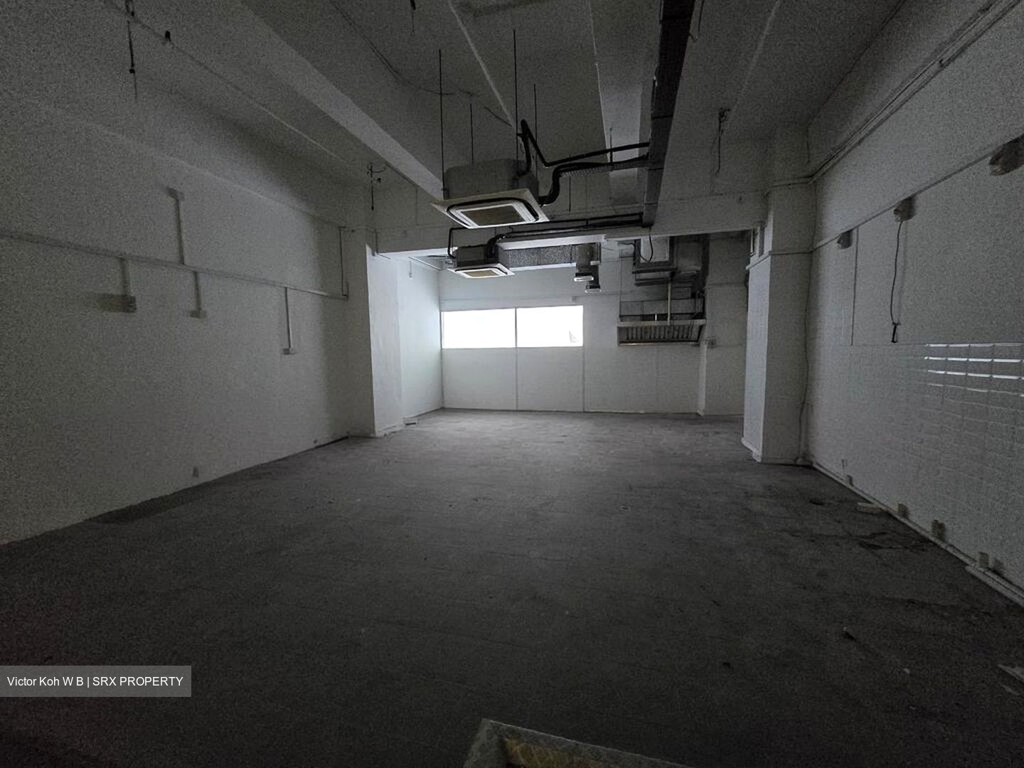 Ct Hub (D12), Retail #528835061